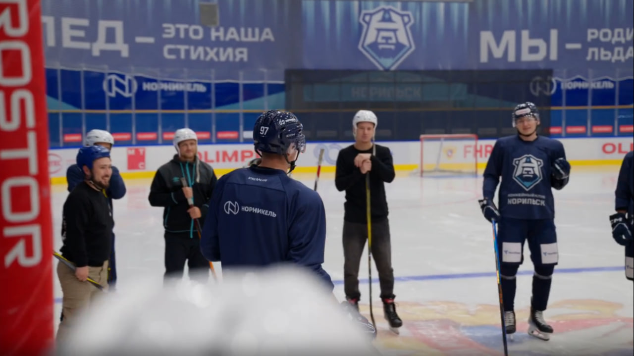 https://hcnorilsk.com/storage/legacy/images/video-item/photo_2025-12-11_15-38-46.jpg